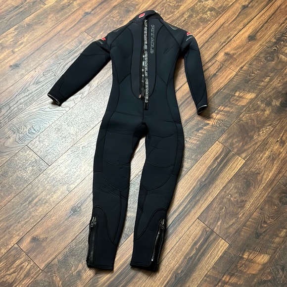 Male wetsuit - Picture 1 of 3
